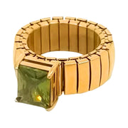 Anillo de acero con baño de oro y olivina